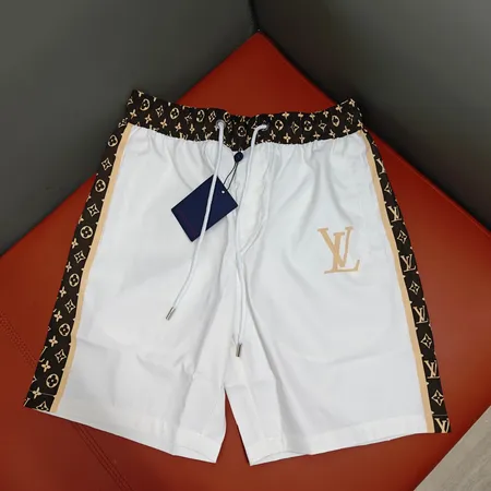 ルイヴィトン ショートパンツ