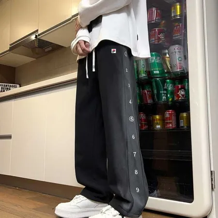 フィラ カジュアルパンツ