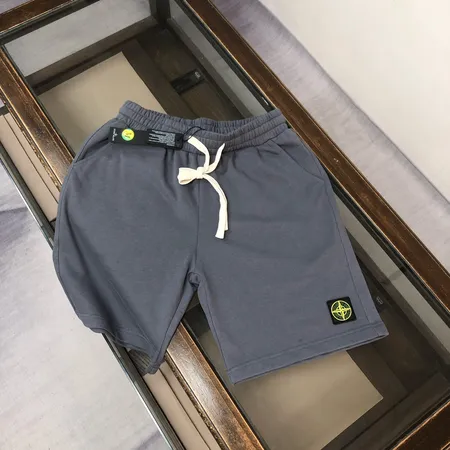 ストーンアイランド ショートパンツ