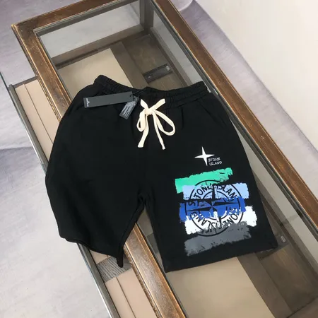 ストーンアイランド ショートパンツ