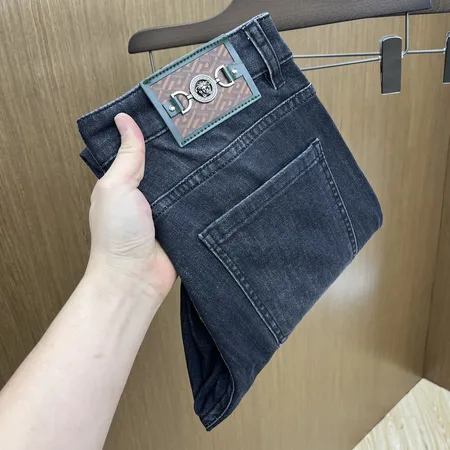 ヴェルサーチ ジーンズ