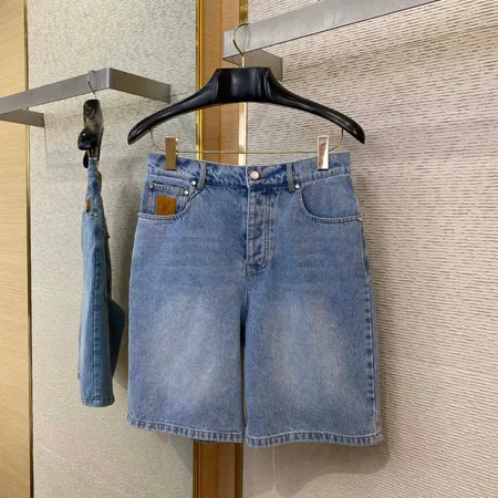 ルイヴィトン ショートパンツ