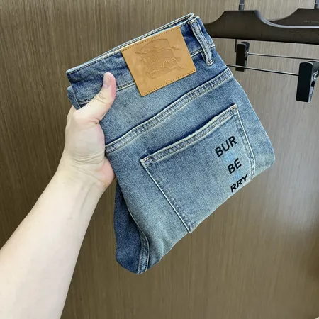 バーバリー ス ジーンズ