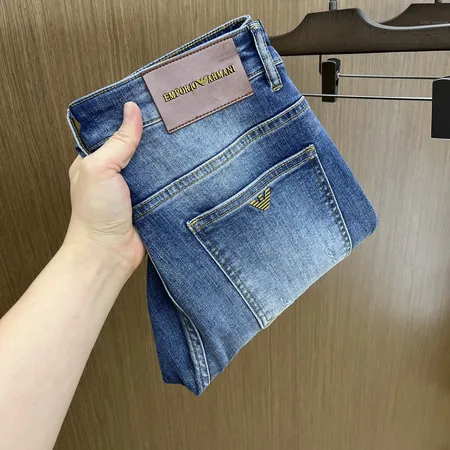 アルマーニ ジーンズ