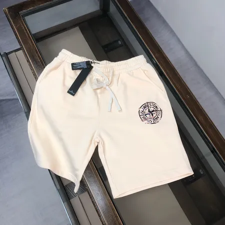 ストーンアイランド ショートパンツ