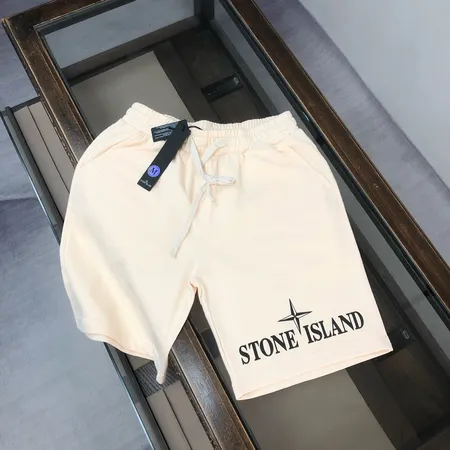 ストーンアイランド ショートパンツ