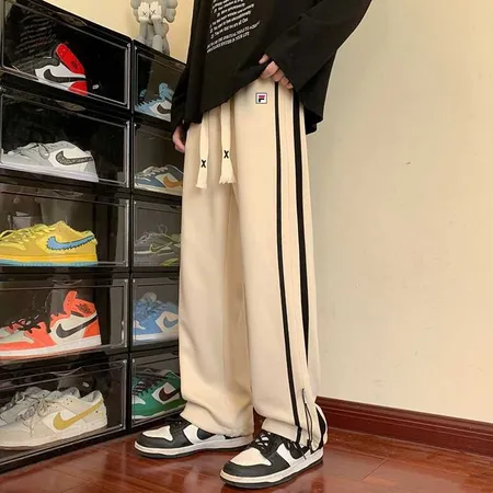 フィラ カジュアルパンツ