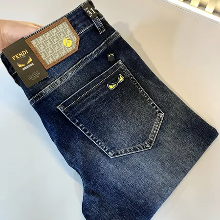 フェンディ ジーンズ
