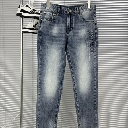 フェンディ ジーンズ