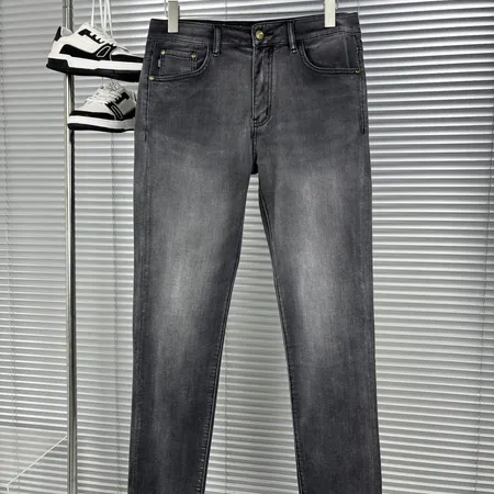 フェンディ ジーンズ