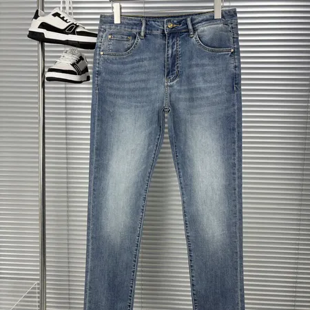 フェンディ ジーンズ