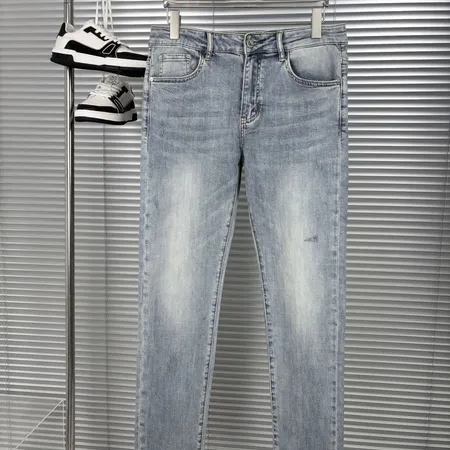 アルマーニ ジーンズ