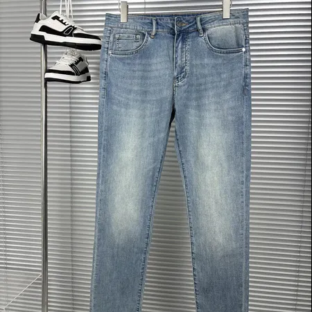 アルマーニ ジーンズ