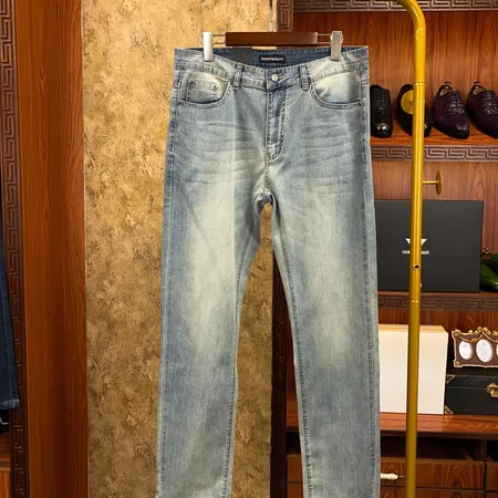 アルマーニ ジーンズ