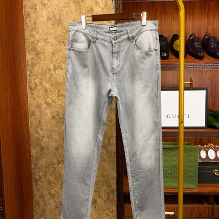 グッチ ジーンズ
