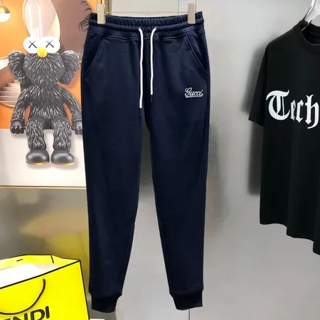 グッチ カジュアルパンツ