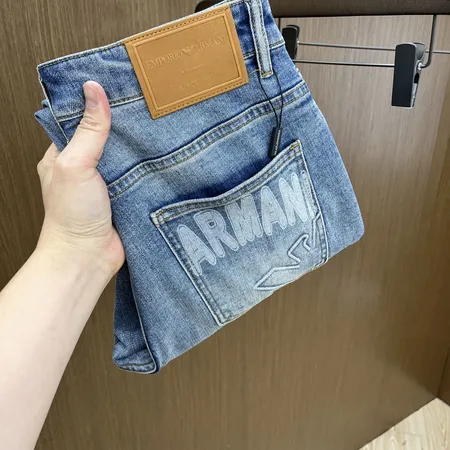 アルマーニ ジーンズ