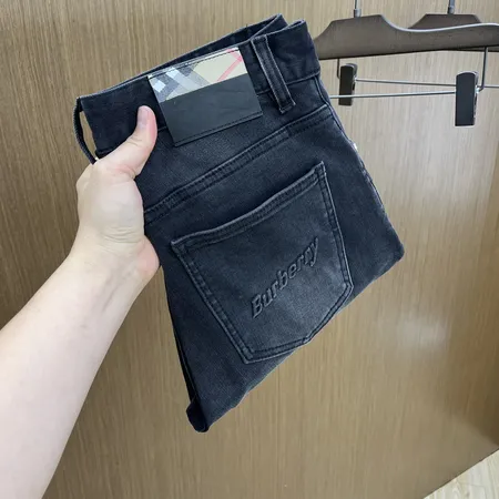 バーバリー ス ジーンズ