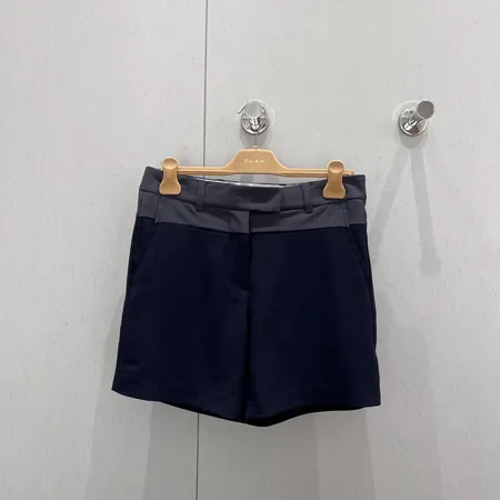 ミュウミュウ ショートパンツ