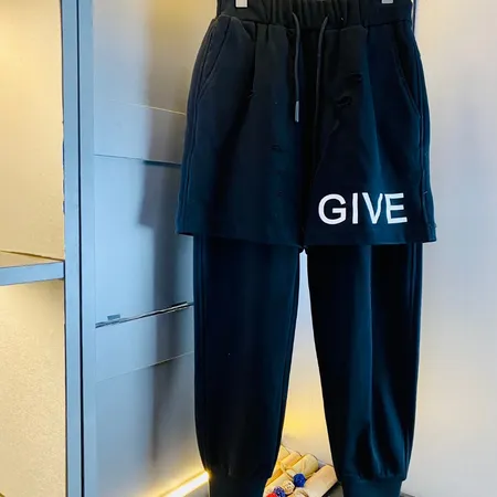 ジバンシィ カジュアルパンツ