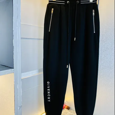 ジバンシィ カジュアルパンツ