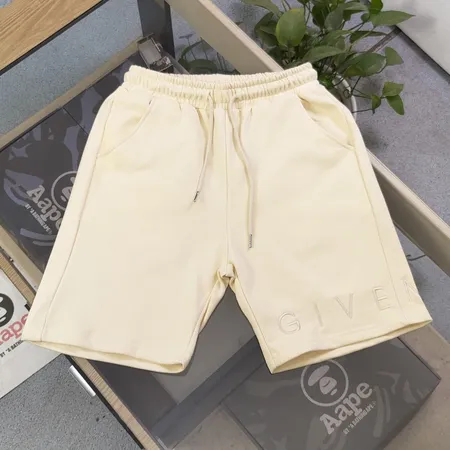 ジバンシィ ショートパンツ