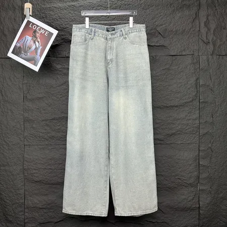 バレンシアガ ジーンズ