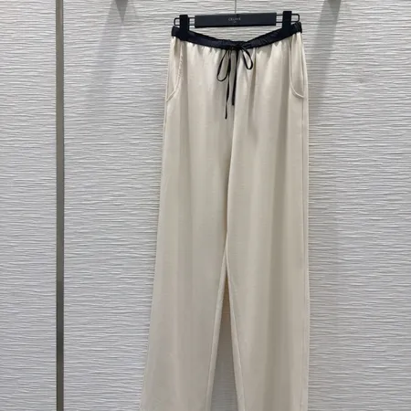 セリーヌ カジュアルパンツ