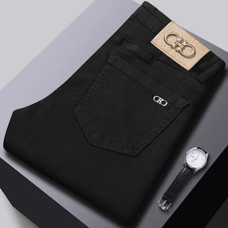 フェラガモ ジーンズ