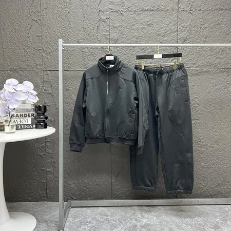 アディダス カジュアルパンツ