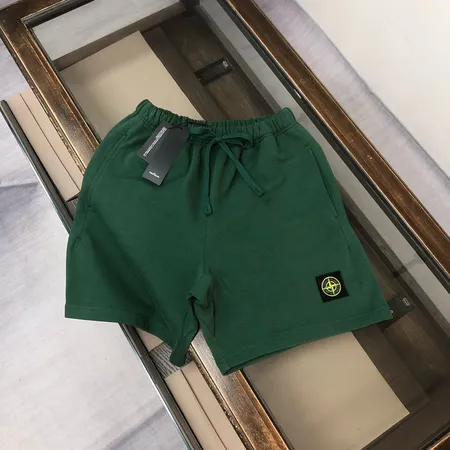 ストーンアイランド ショートパンツ