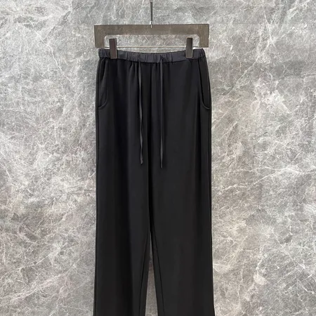 セリーヌ カジュアルパンツ