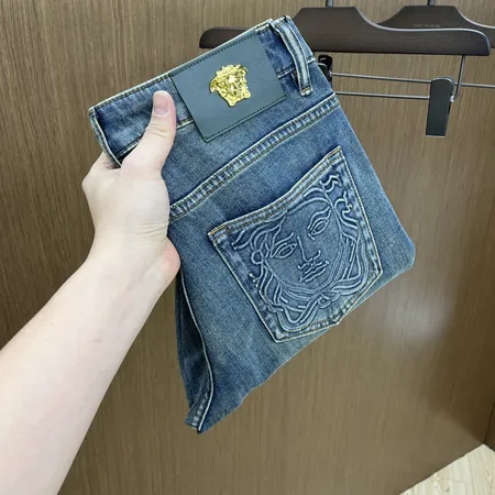 ヴェルサーチ ジーンズ