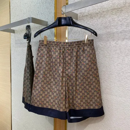 ルイヴィトン ショートパンツ