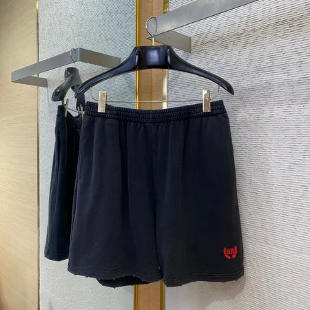 バレンシアガ ショートパンツ