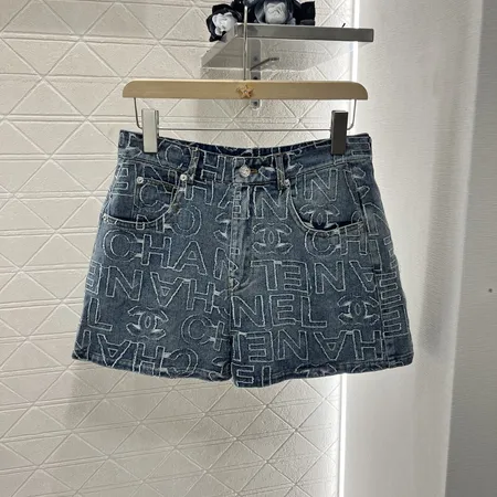 シャネル ショートパンツ