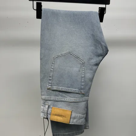 イブサンローラン ジーンズ