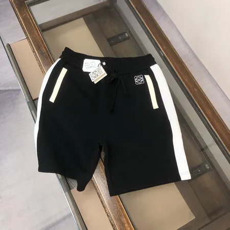 ロエベ ショートパンツ