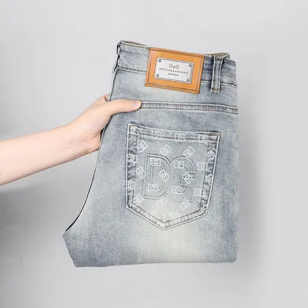 ヴィヴィアン・ウエストウッド ジーンズ