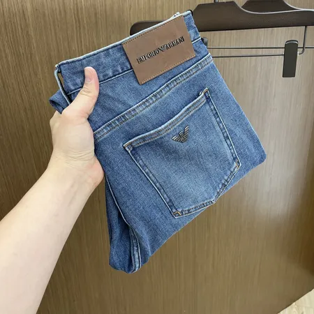 アルマーニ ジーンズ