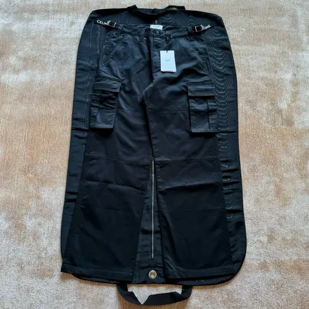 セリーヌ カジュアルパンツ