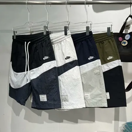 ナイキ ショートパンツ