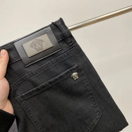 ヴェルサーチ ジーンズ