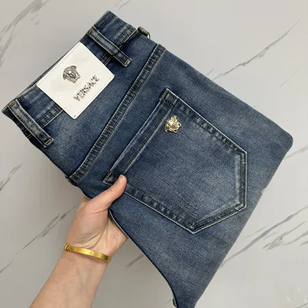 ヴェルサーチ ジーンズ