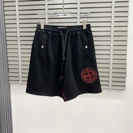 ストーンアイランド ショートパンツ