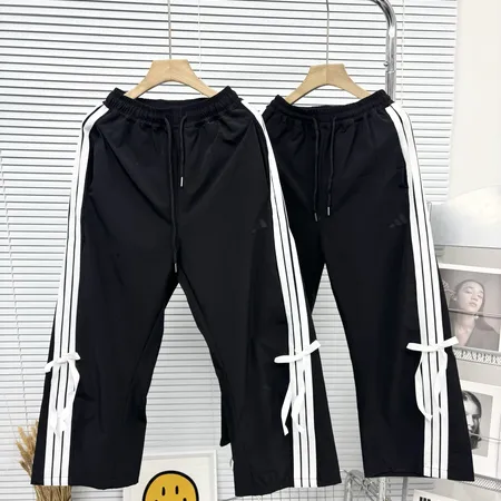 アディダス カジュアルパンツ