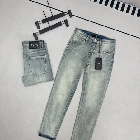 フェンディ ジーンズ