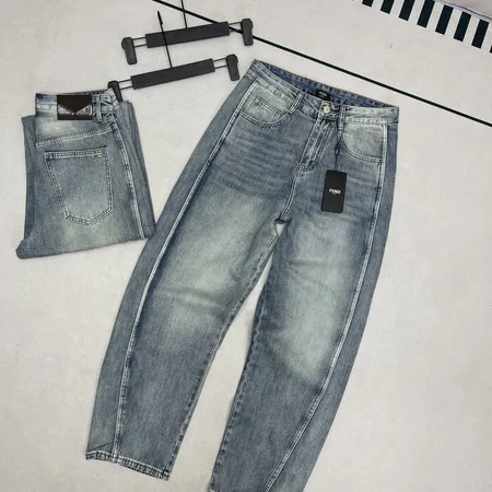 ロエベ ジーンズ