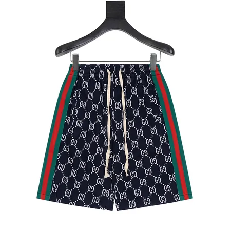 ルイヴィトン ショートパンツ