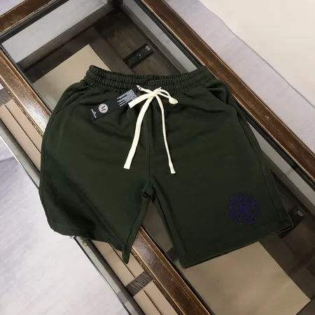 ストーンアイランド ショートパンツ